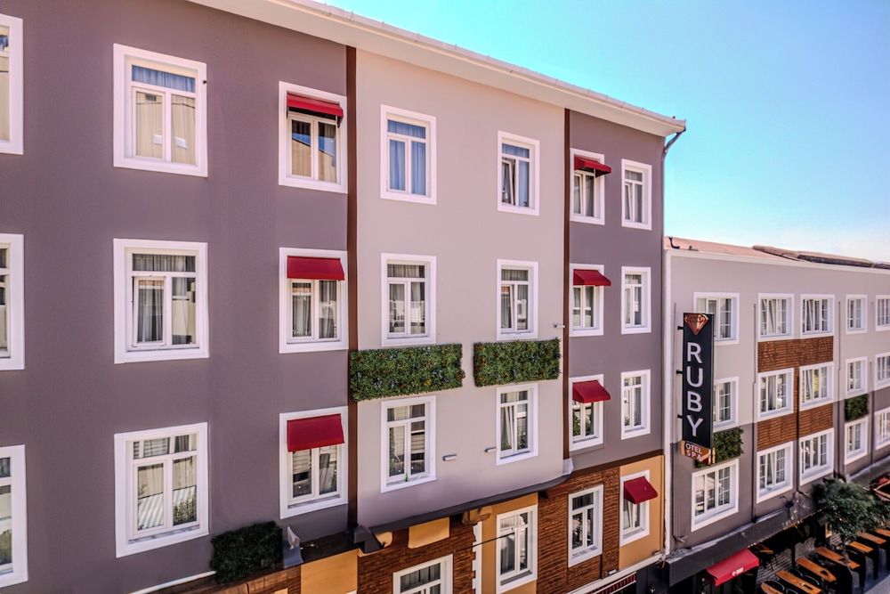 undefined Ruby Suit 9