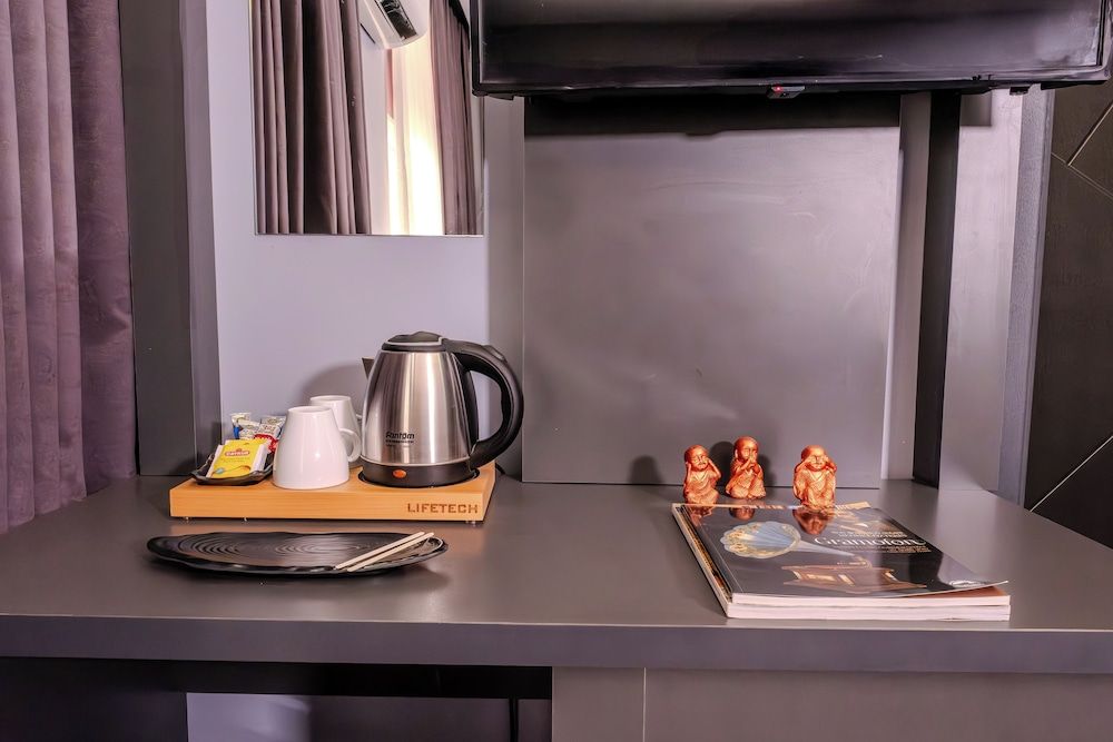 Ruby Suit Standard Room 10