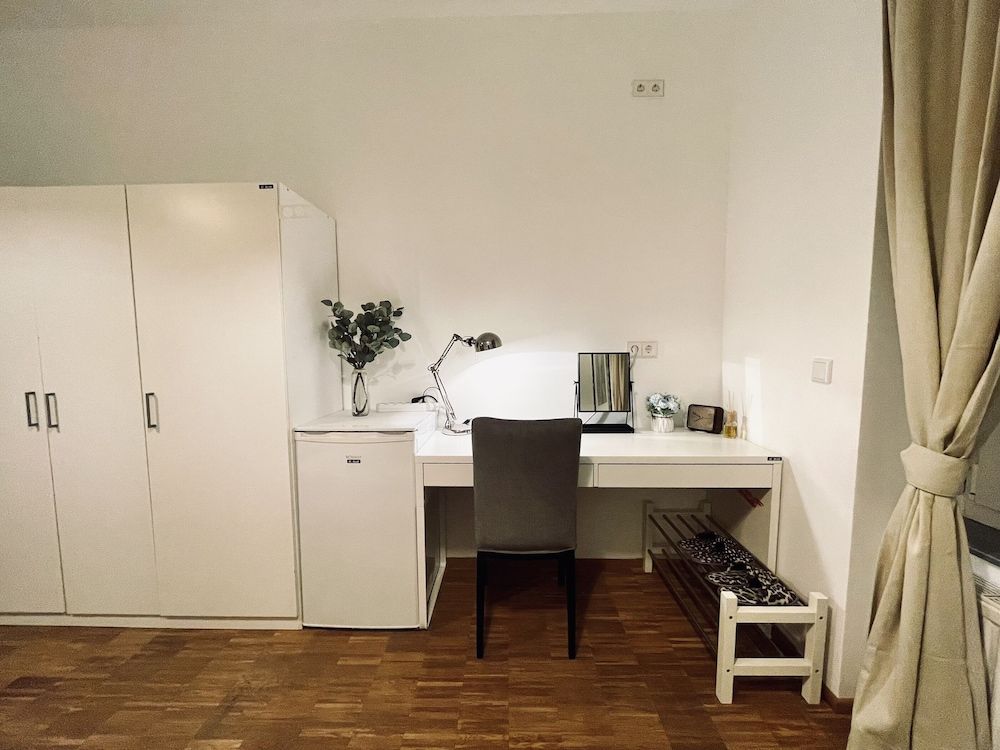 JC&BLUE Guesthouse - Hostel (Group) Libra - Family Room (Max 4 people) 13