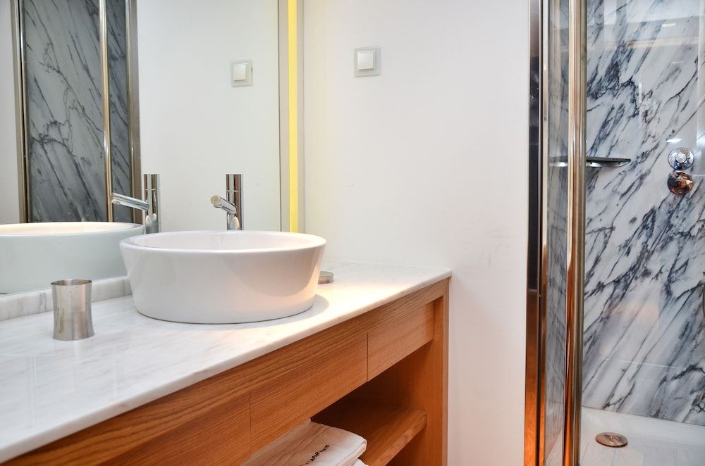 undefined Browns Boutique Hotel 4