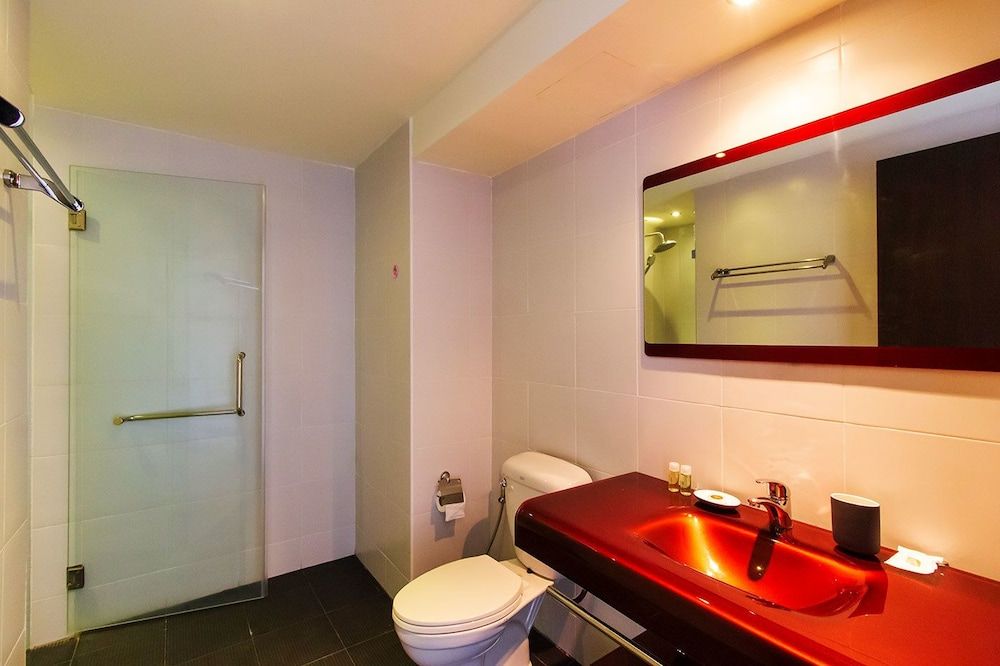 undefined Patong Sea View Apartments 7