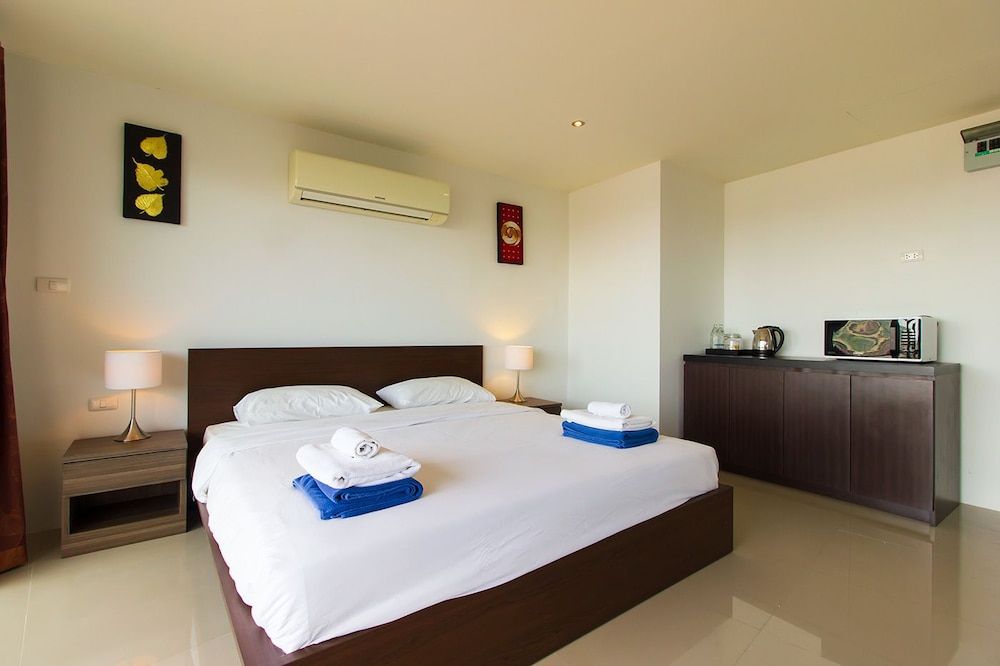 undefined Patong Sea View Apartments 6