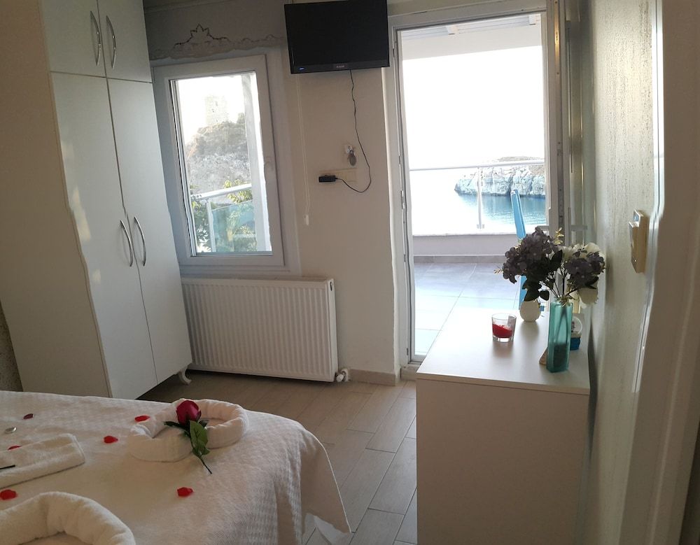 undefined Yasmin Otel 4