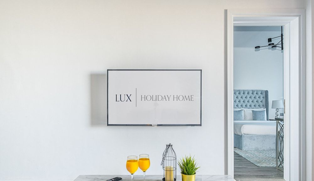 LUX Holiday Home - IBN Residence 1 Deluxe Apartment 23