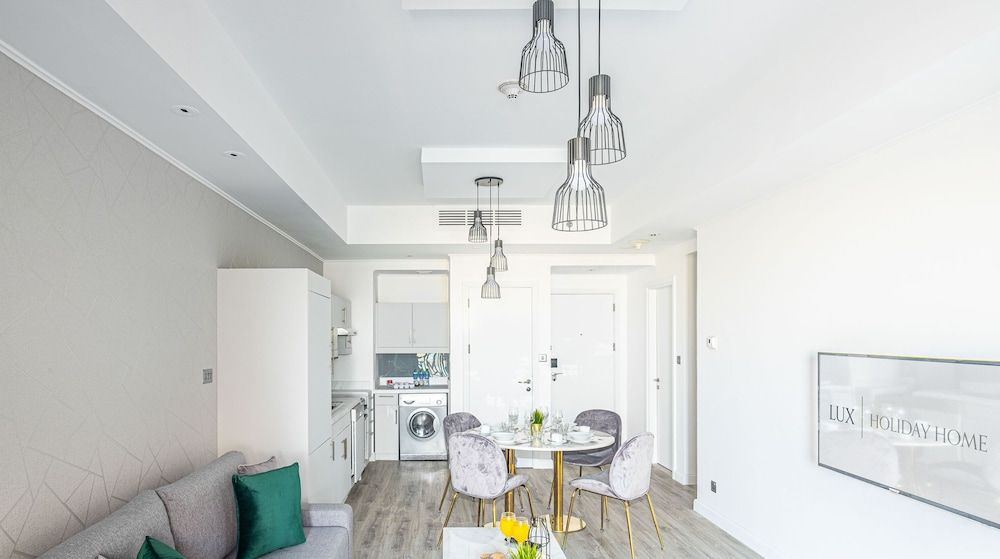 LUX Holiday Home - IBN Residence 1 Deluxe Apartment 22