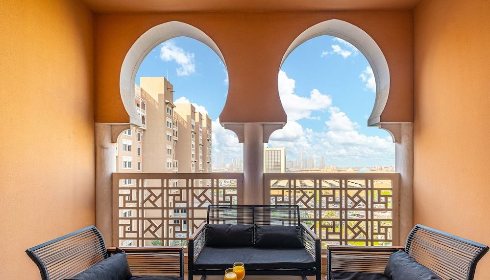 LUX Holiday Home - IBN Residence 1 Deluxe Apartment 32