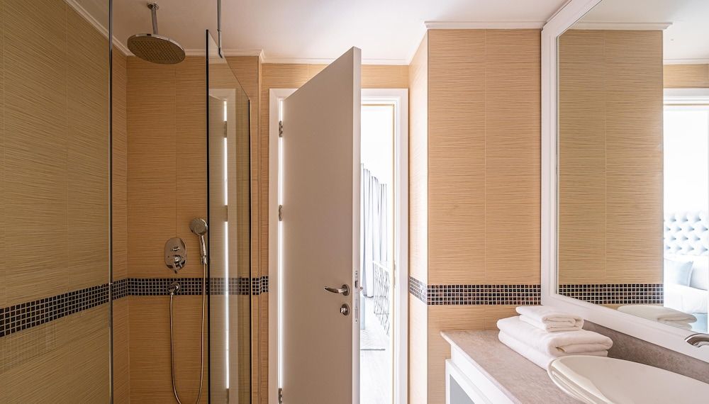 LUX Holiday Home - IBN Residence 1 Deluxe Apartment 41