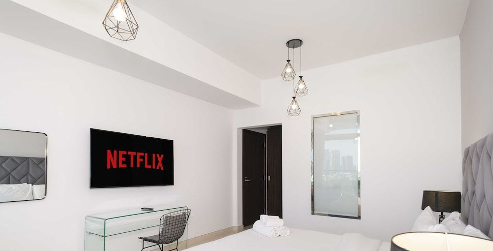 undefined LUX Holiday Home - Azure Residence 2 9