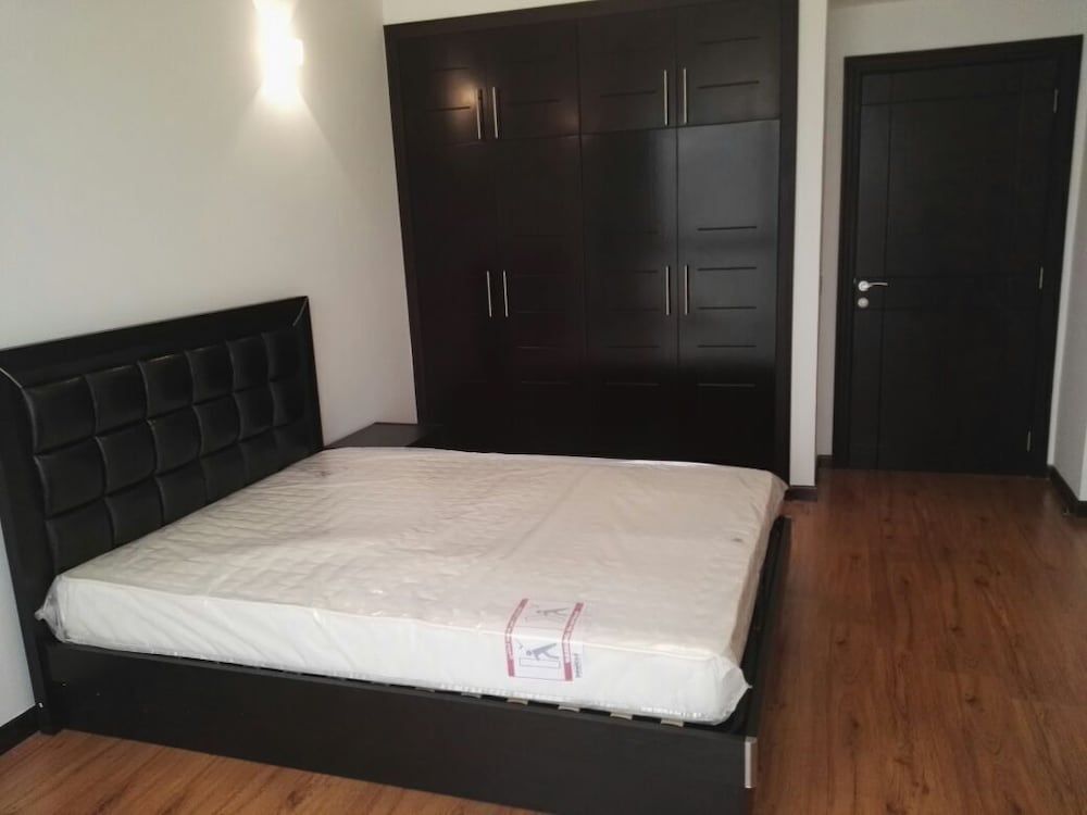 undefined Deluxe One Bedroom Apartment near Mall of Emirates 3
