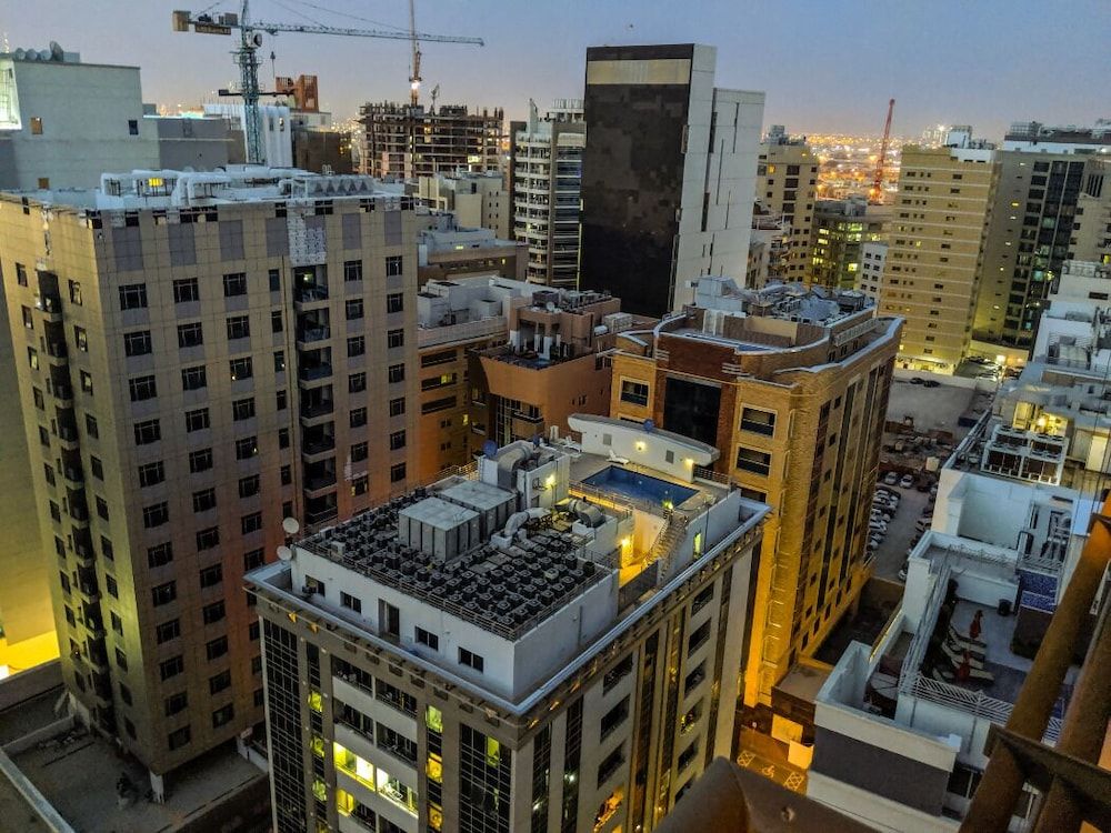 undefined Deluxe One Bedroom Apartment near Mall of Emirates 10