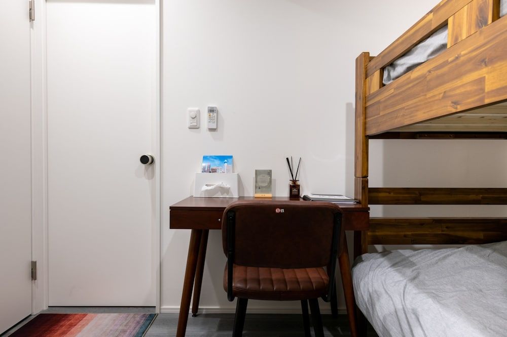 ZAITO Tokyo Yokokawa Economy Inn Basic Double Room (402)