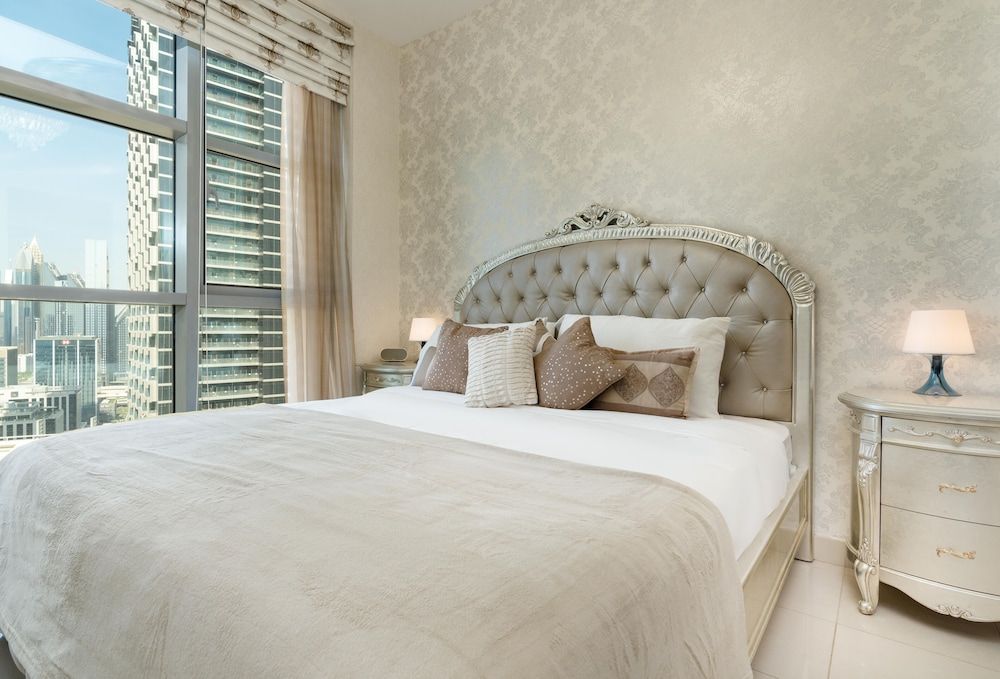 undefined Lux BnB Stand Point -Burj Views 4