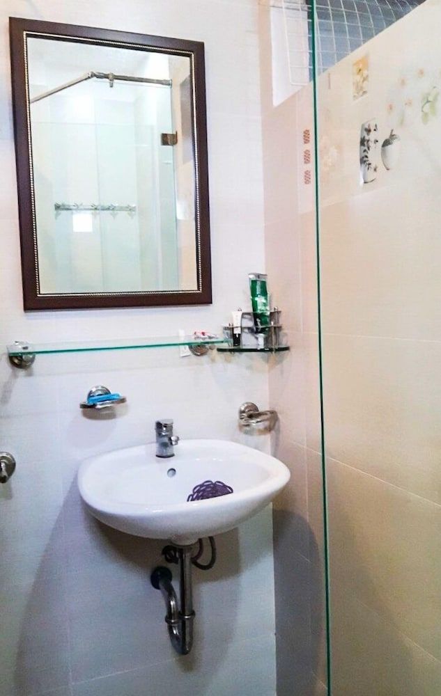 Liu Jia Home Stay Basic Room, 1 Queen Bed, Smoking 21