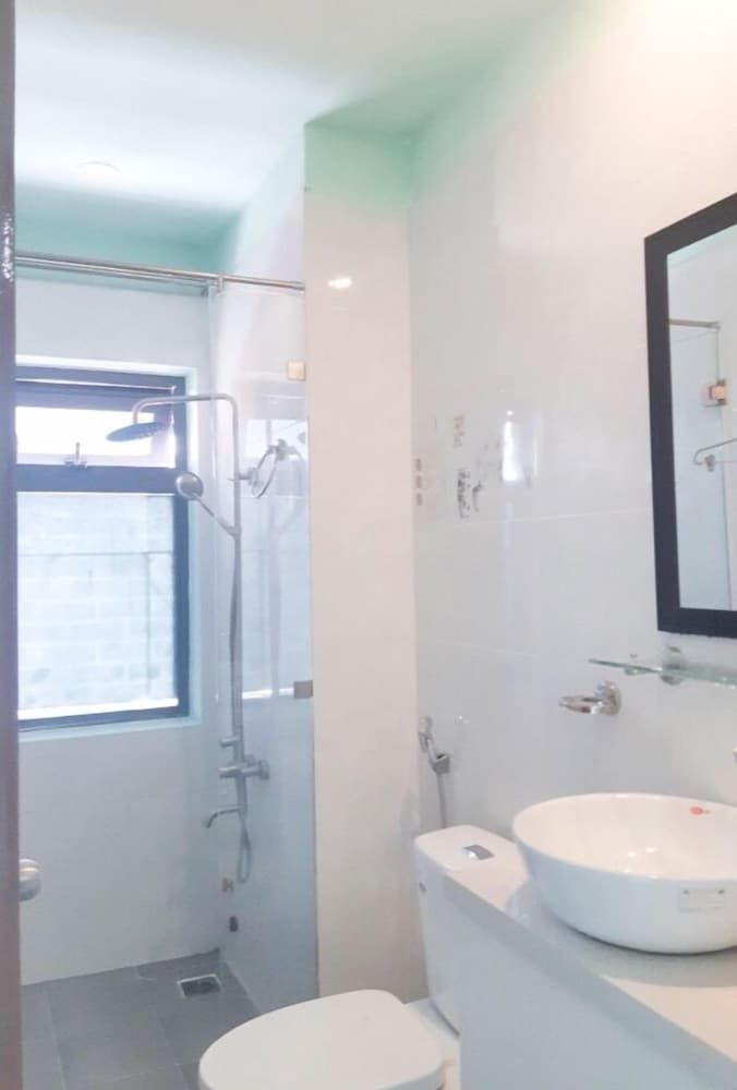 Liu Jia Home Stay Basic Room, 1 Queen Bed, Smoking 18