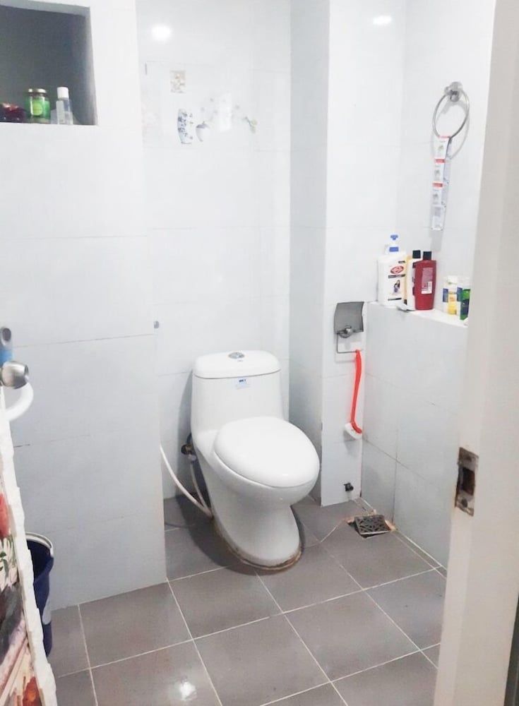 Liu Jia Home Stay Basic Room, 1 Queen Bed, Smoking 16