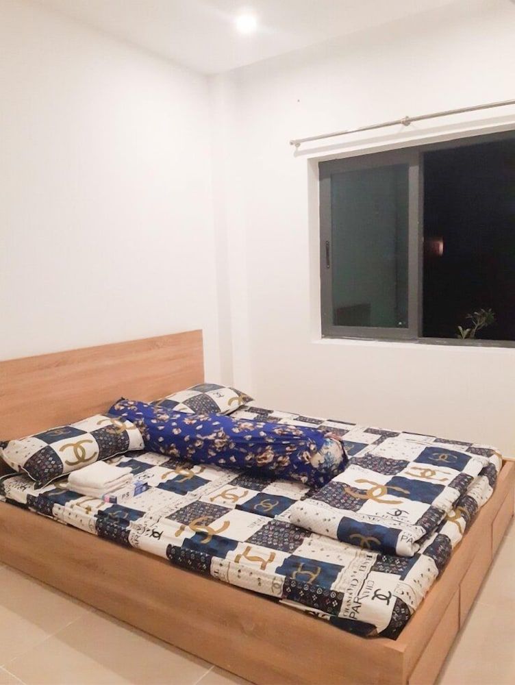 Liu Jia Home Stay Basic Room, 1 Queen Bed, Smoking 4