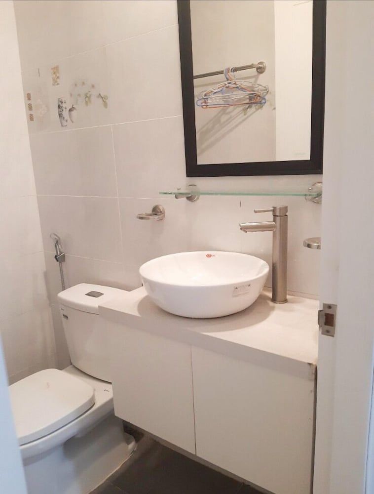 Liu Jia Home Stay Basic Room, 1 Queen Bed, Smoking 11