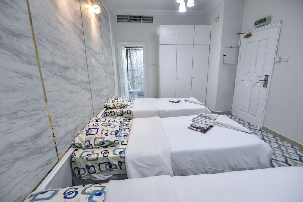 undefined Dream White Hotel 6