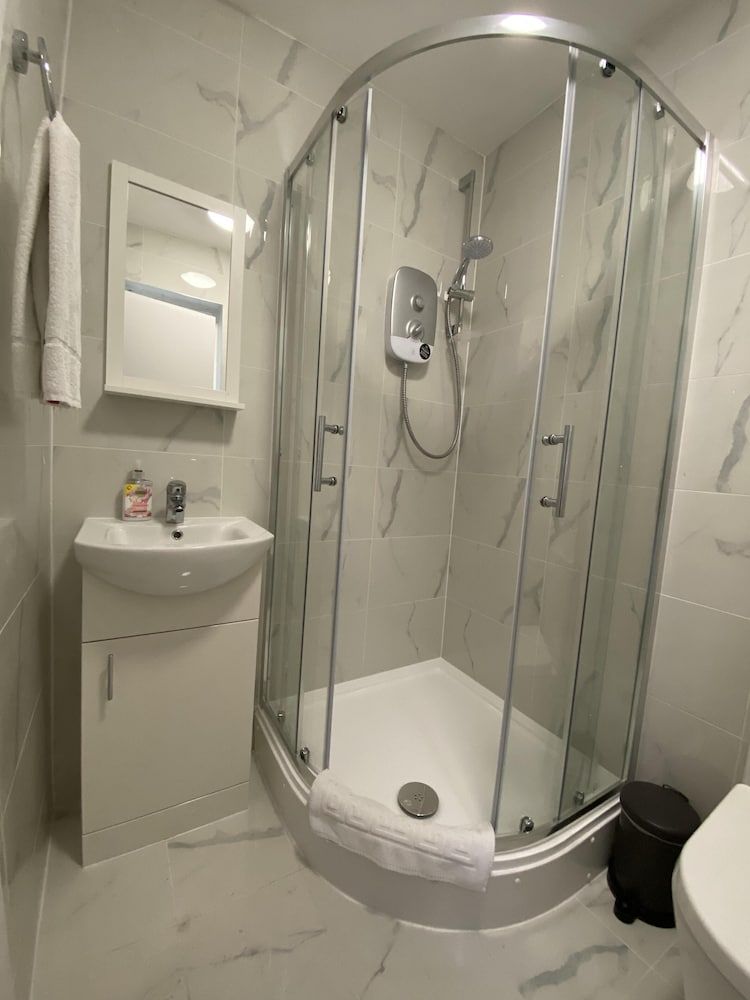 Comfort Cosy Stay Studio, Private Bathroom 16