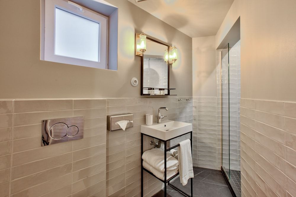 Maison Barbès Classic Room, Terrace 5