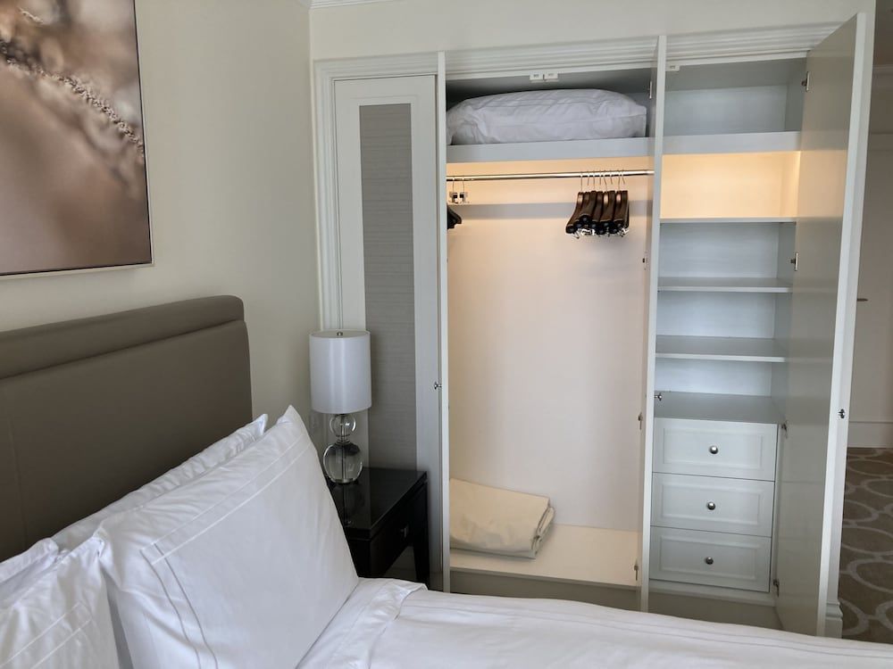 Ultimate Luxury Address Boulevard Dubai - 3 Bedrooms Apartment (3 Bedrooms) 8