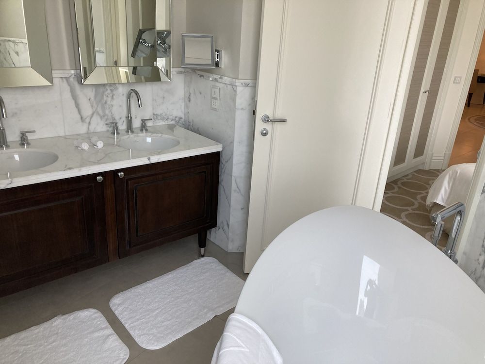Ultimate Luxury Address Boulevard Dubai - 3 Bedrooms Apartment (3 Bedrooms) 20