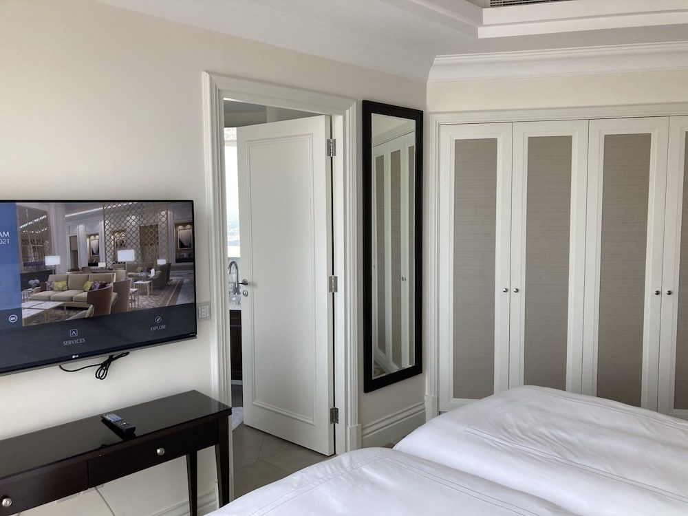 Ultimate Luxury Address Boulevard Dubai - 3 Bedrooms Apartment (3 Bedrooms) 33
