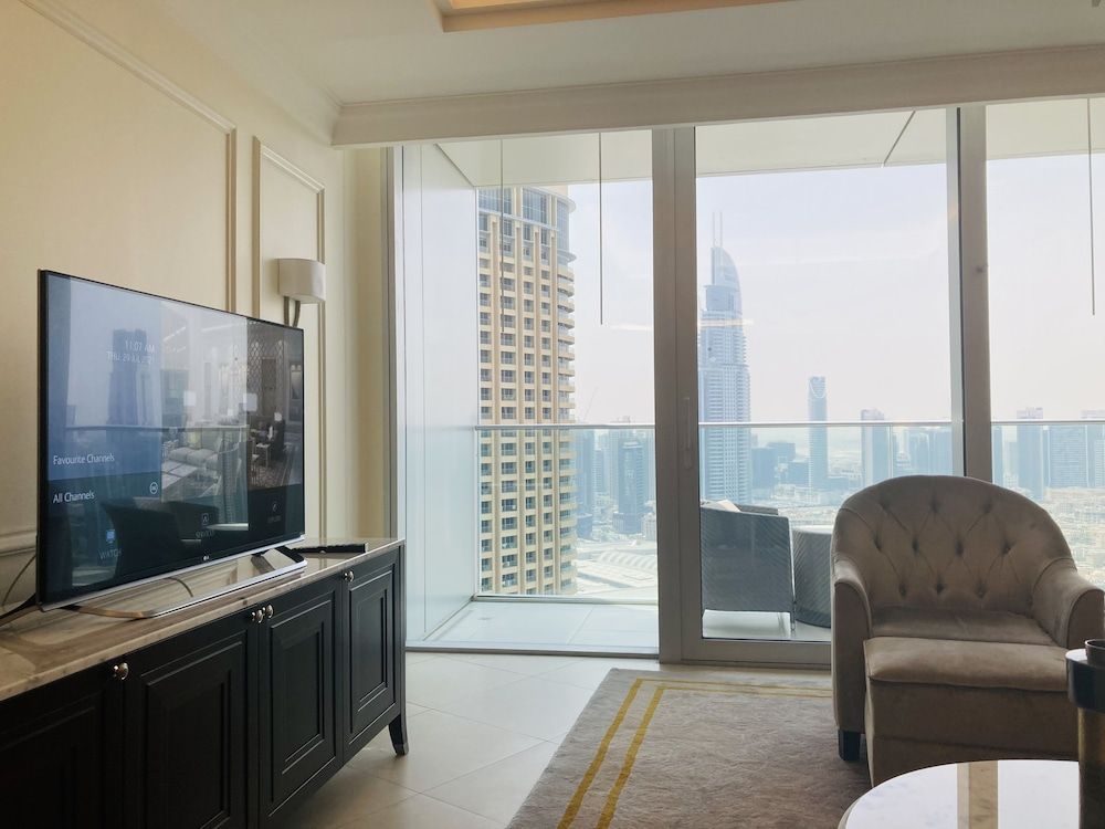 Ultimate Luxury Address Boulevard Dubai - 3 Bedrooms Apartment (3 Bedrooms) 39