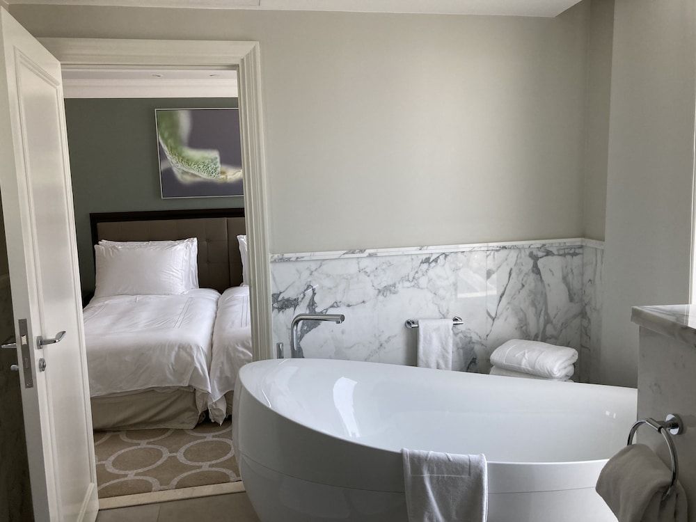 Ultimate Luxury Address Boulevard Dubai - 3 Bedrooms Apartment (3 Bedrooms) 18