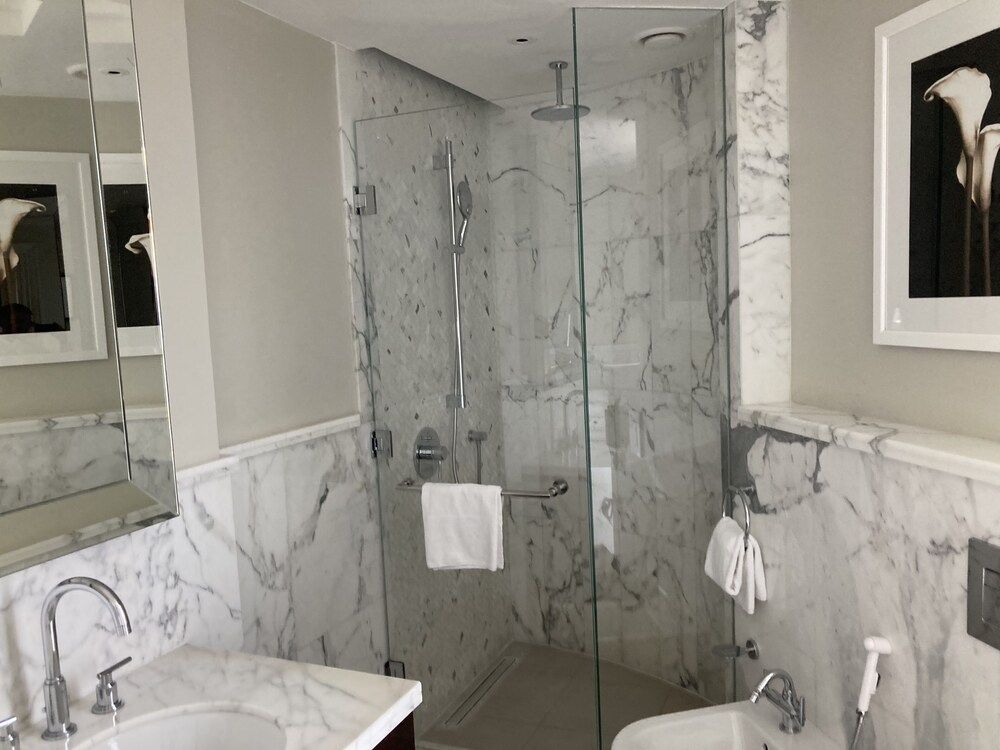 Ultimate Luxury Address Boulevard Dubai - 3 Bedrooms Apartment (3 Bedrooms) 14