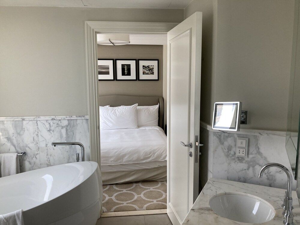 Ultimate Luxury Address Boulevard Dubai - 3 Bedrooms Apartment (3 Bedrooms) 7