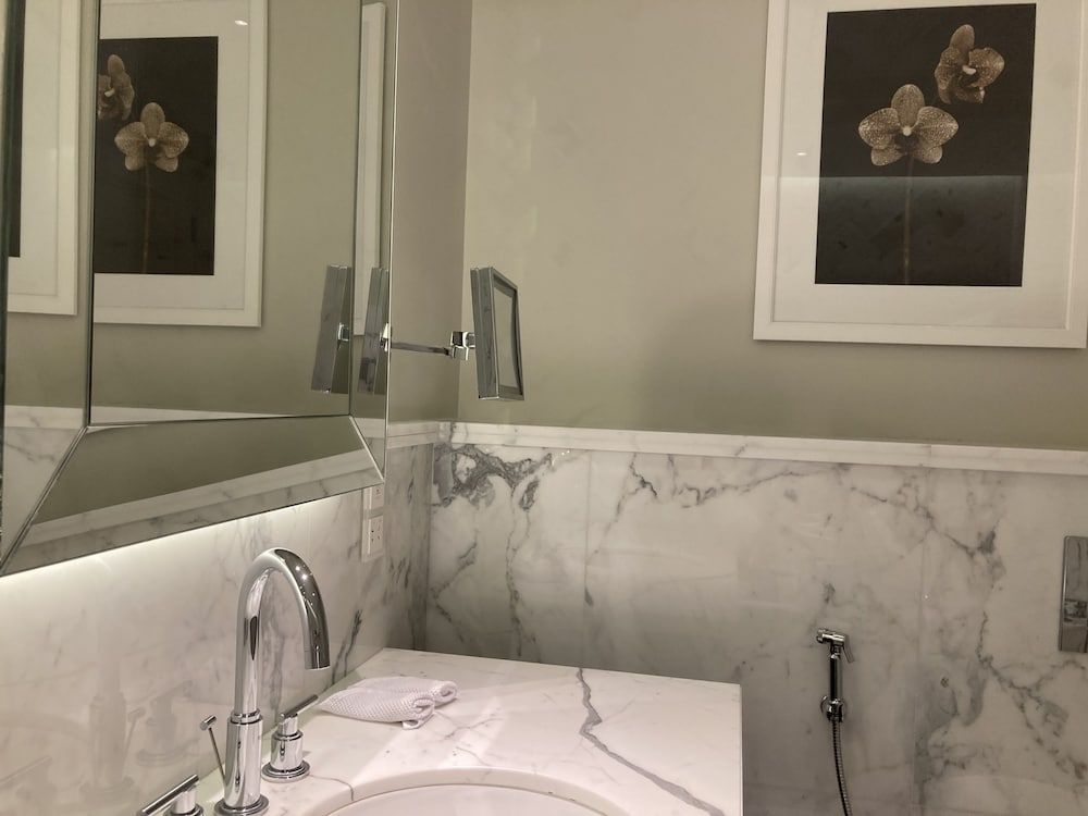Ultimate Luxury Address Boulevard Dubai - 3 Bedrooms Apartment (3 Bedrooms) 12