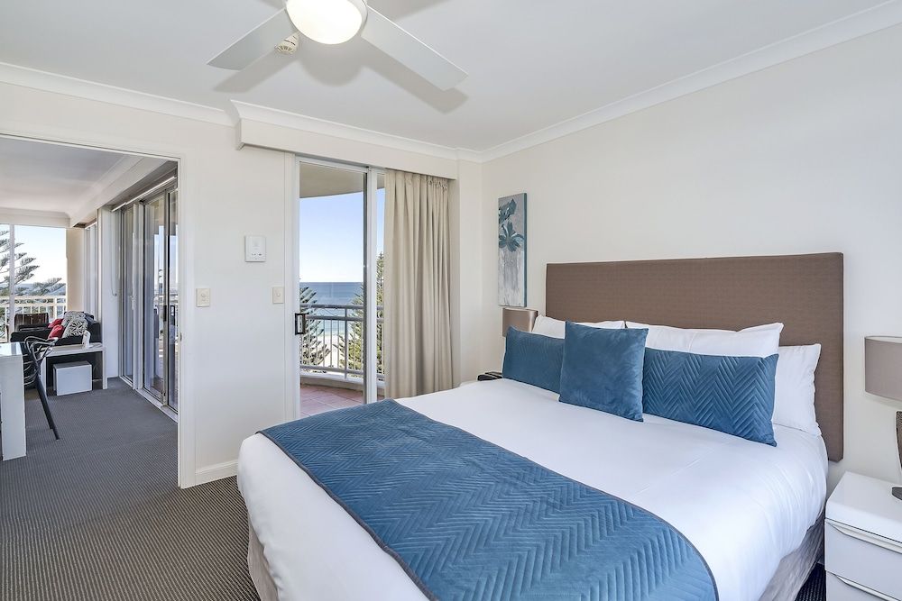 2 Bed Superior Ocean View (No Air-Con)