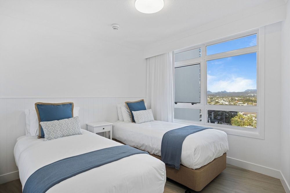 3 Bedroom Superior Ocean View Apartment