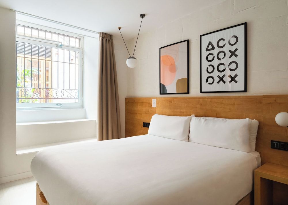 Souterrain One-Bedroom Apt with Sofa Bed