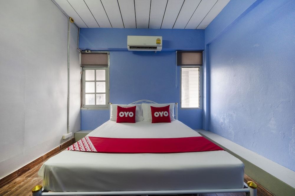 OYO 1066 Encore Sea Side Standard Double Room 2