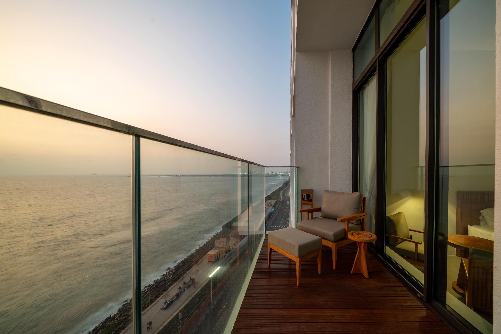 Deluxe Sea View Room
