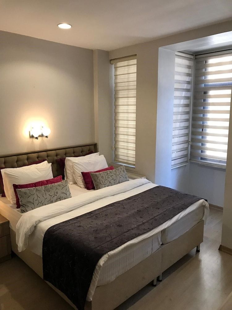 undefined Port Di Pera Hotel