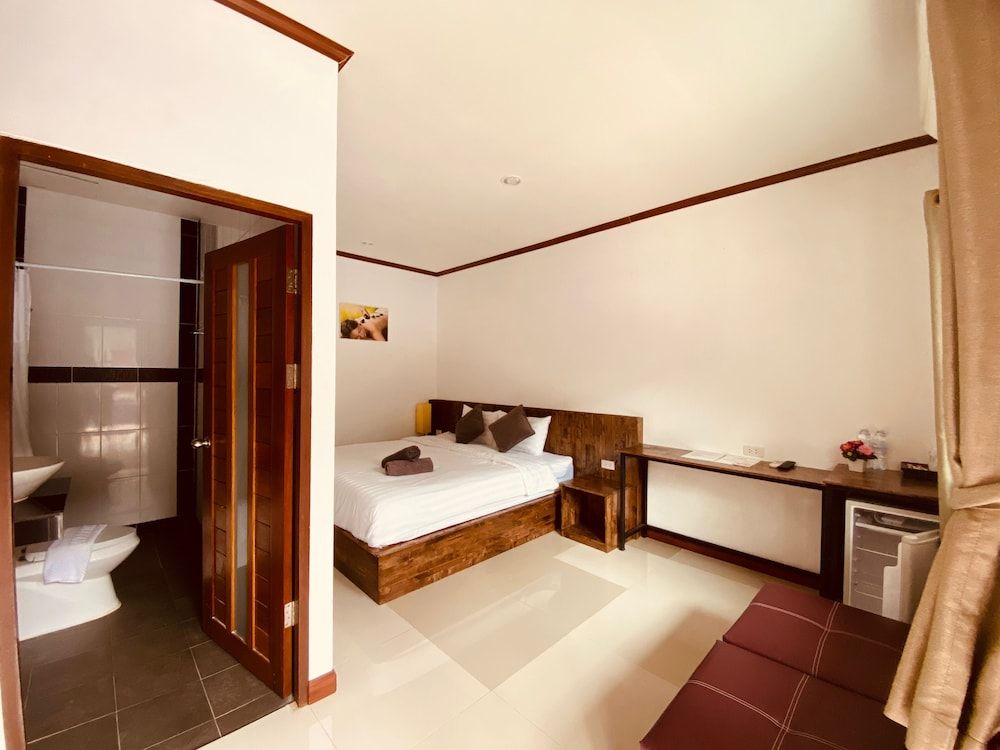 Standard Double Room, Pool View