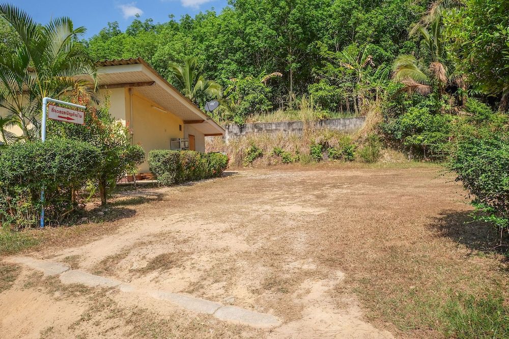 undefined OYO 608 Maleena Home 7