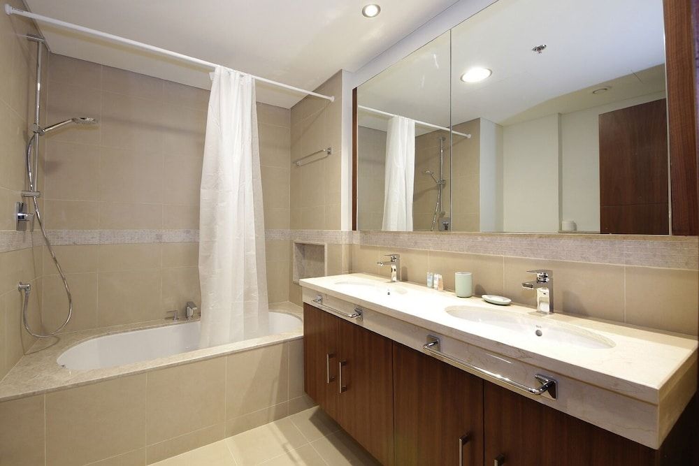 New Arabian Holiday Homes - Burj Vista Apartment, 2 Bedrooms (for 5 Pax) 40