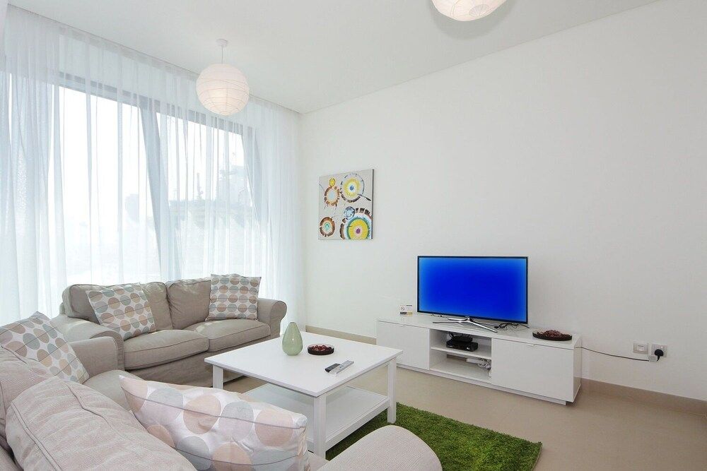 New Arabian Holiday Homes - Burj Vista