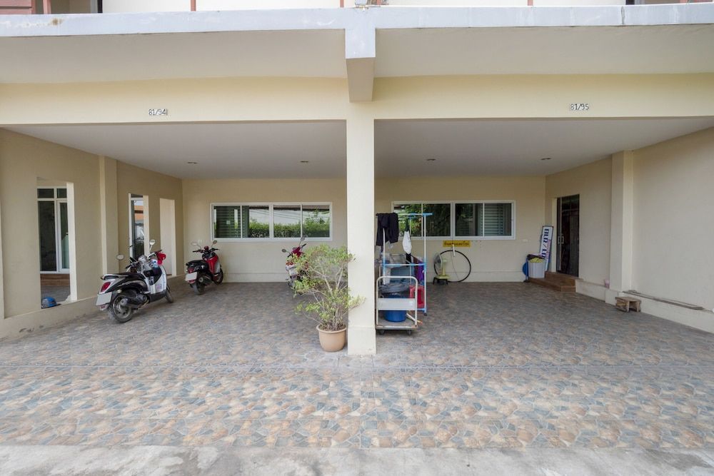 undefined OYO 698 Pattaya City 9