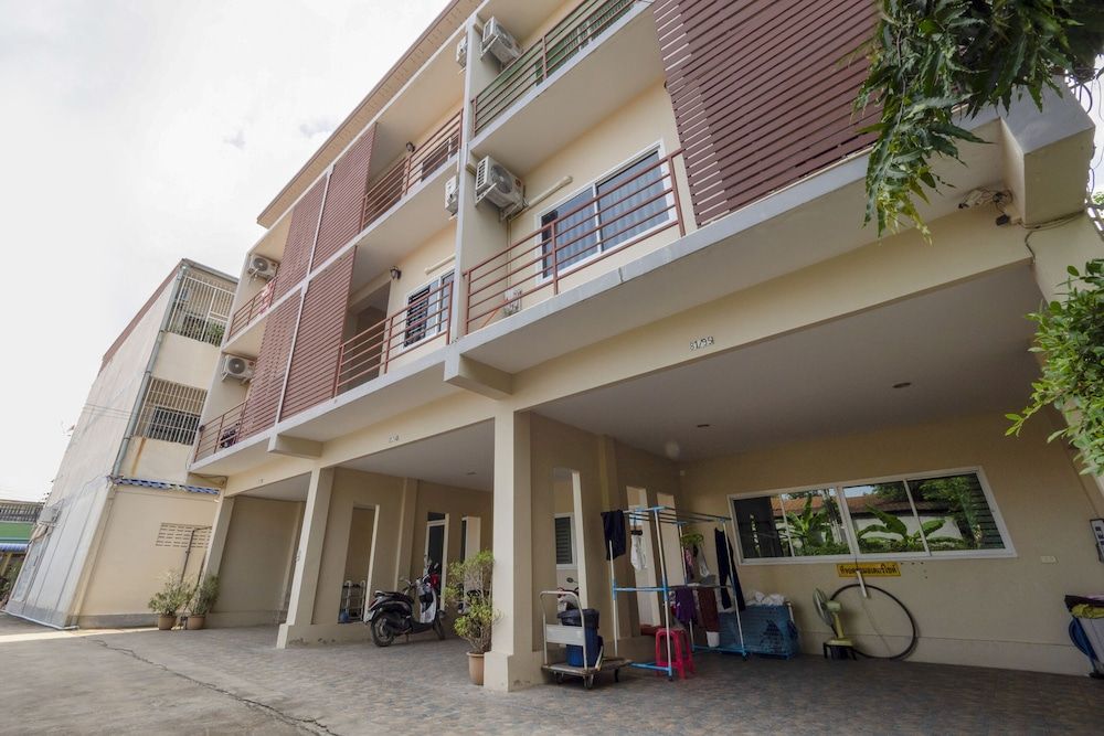 undefined OYO 698 Pattaya City 7