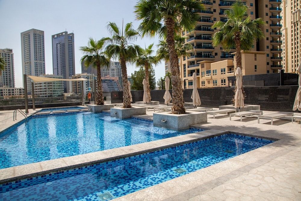 undefined Sophisticated 2BR in Dubai Marina - Your Dream Destination! 3