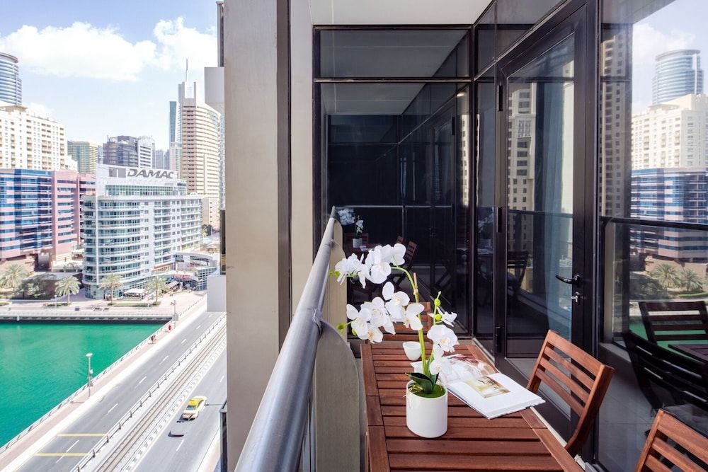 undefined Sophisticated 2BR in Dubai Marina - Your Dream Destination! 8