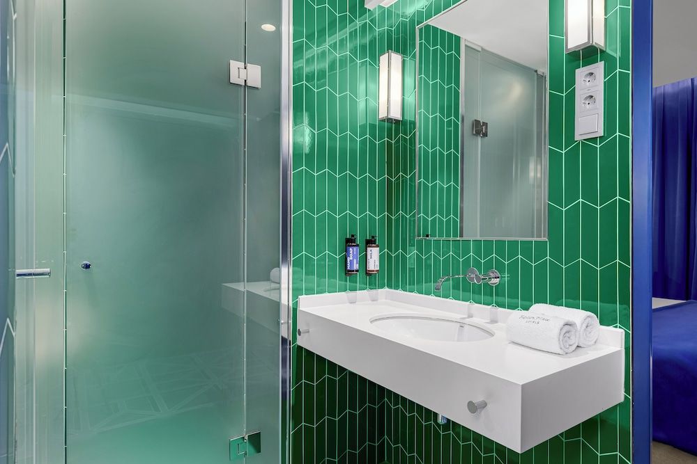 Room Mate Macarena, Madrid Gran Vía Standard Room (Exterior) 3