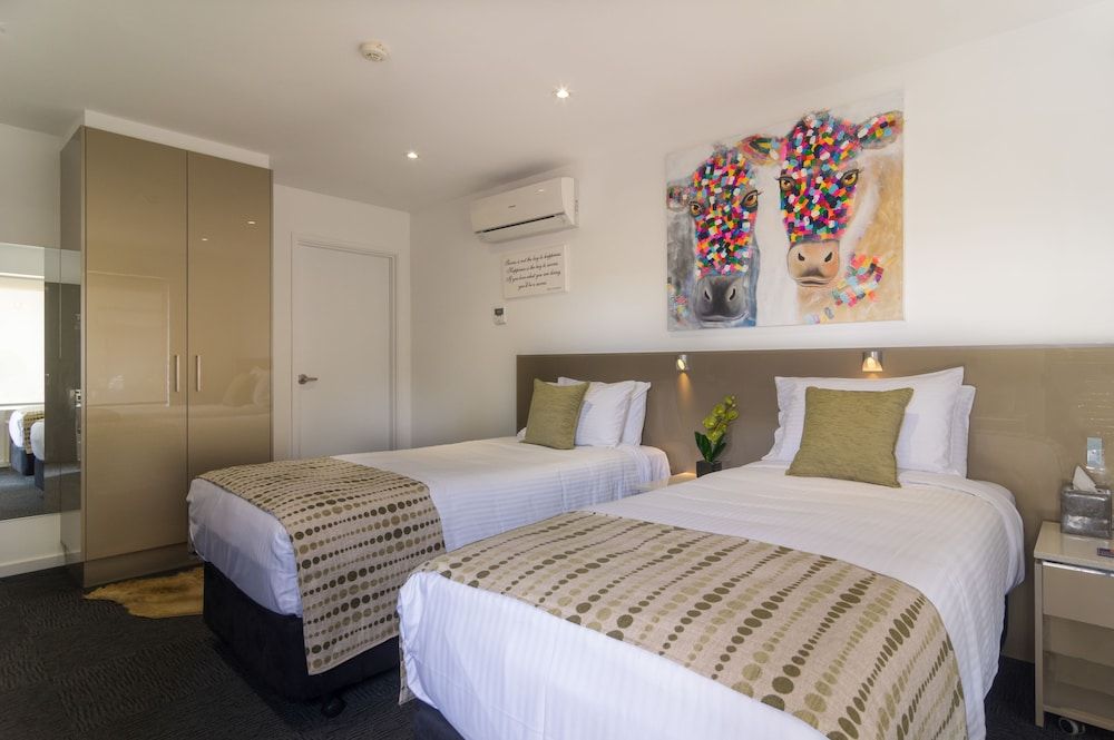 North Adelaide Boutique Stays Accommodation 2 Bedroom Studio Apartment 5