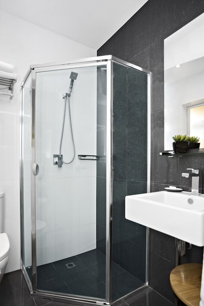 North Adelaide Boutique Stays Accommodation 2 Bedroom Studio Apartment 10