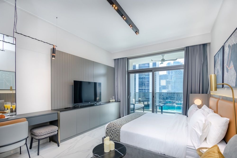 undefined Mag318 by Bespoke Holiday Homes - Luxurious Studio Apartments 2